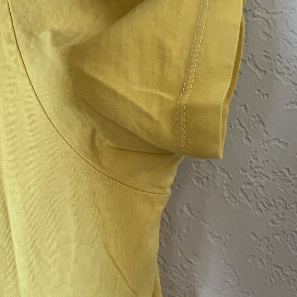 TRUE RELIGION World Tour 1956 Size Med Gold Short Sleeve T Shirt - Picture 5 of 8